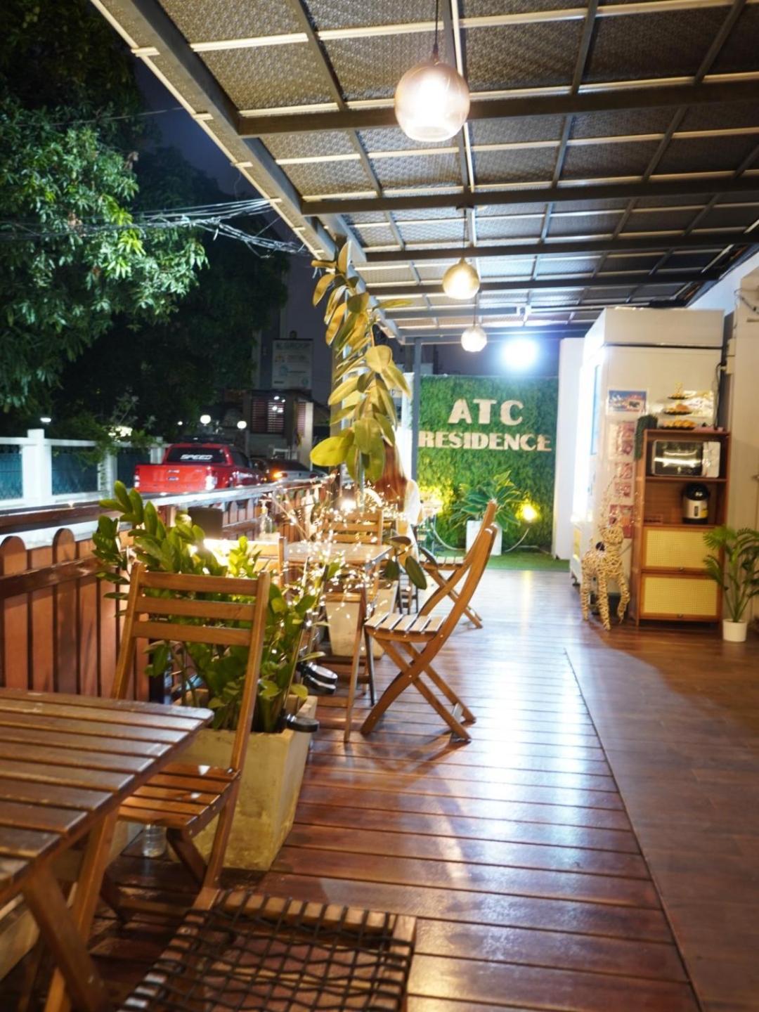 Atc Residence Банкок Екстериор снимка